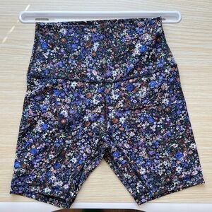 Floral Align 6inch Shorts
